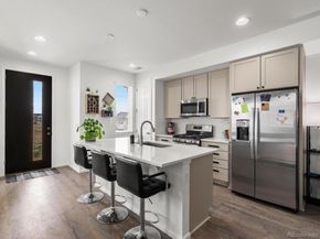 24333 E 41st Avenue, Aurora CO 80019