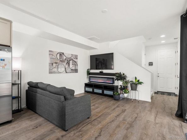 24333 E 41st Avenue, Aurora CO 80019