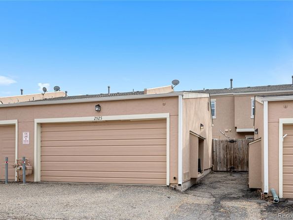 2925 S Vaughn Way, Aurora CO 80014