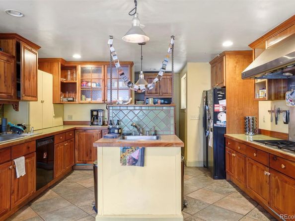 2087 S Grant Street, Denver CO 80210