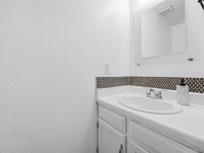 1622 S Idalia Circle E, Aurora CO 80017