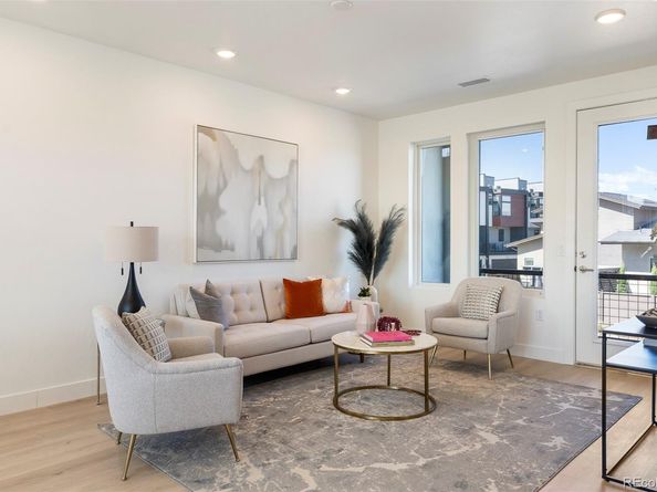 18 Oneida Court, Denver CO 80230
