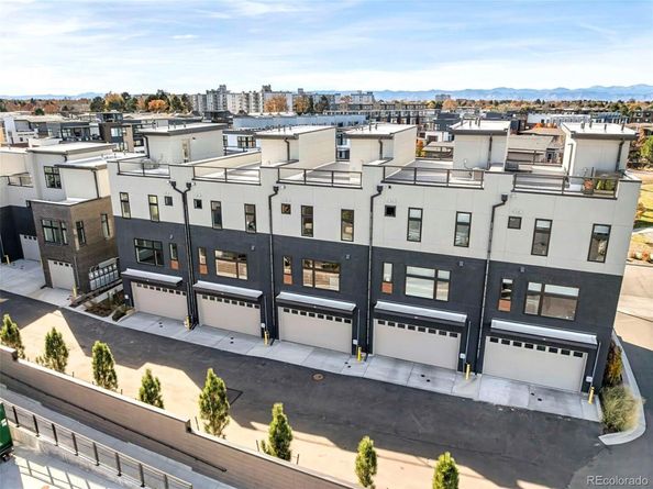 18 Oneida Court, Denver CO 80230