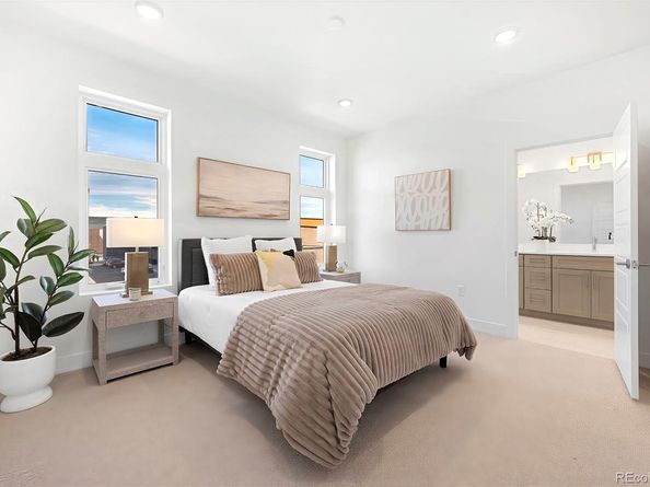 18 Oneida Court, Denver CO 80230