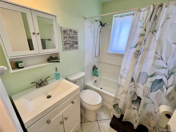 8423 Chase Street, Arvada CO 80003
