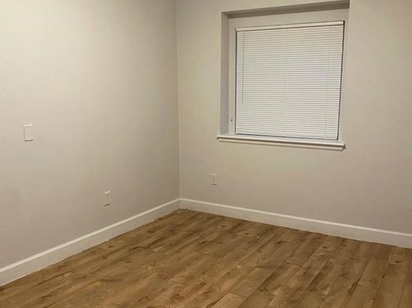 4582 W Alameda Avenue, Denver CO 80219