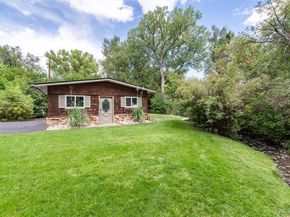 730 Crescent Lane, Lakewood CO 80214