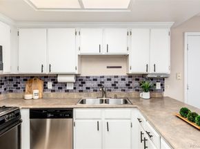 7066 S Knolls Way, Centennial CO 80122