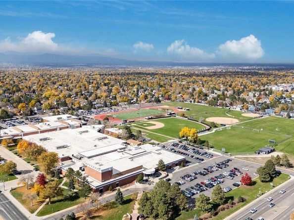 7066 S Knolls Way, Centennial CO 80122