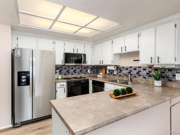 7066 S Knolls Way, Centennial CO 80122