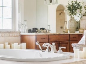 1160 N Monaco Parkway, Denver CO 80220