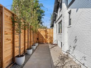 1528 Harrison Street, Denver CO 80206