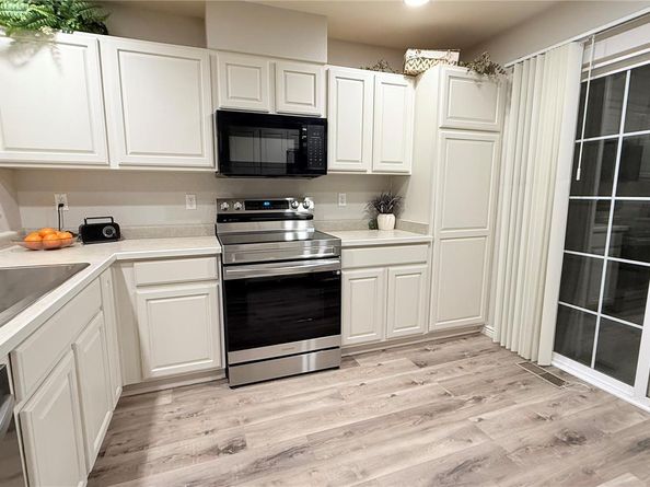 690 S Yarrow Street, Lakewood CO 80226