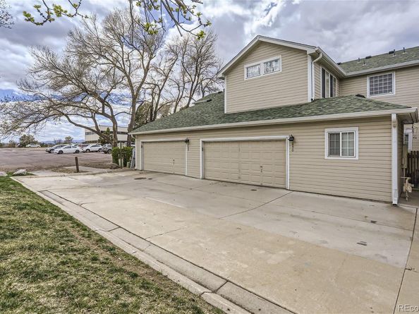 690 S Yarrow Street, Lakewood CO 80226