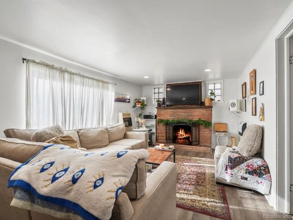 946 S Leyden Street, Denver CO 80224