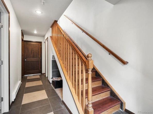 946 S Leyden Street, Denver CO 80224