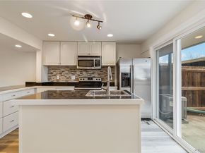 7911 W Glasgow Place, Littleton CO 80128