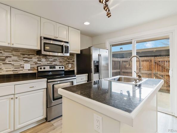 7911 W Glasgow Place, Littleton CO 80128