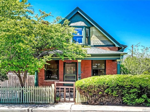 1557 Dallas Street, Aurora CO 80010