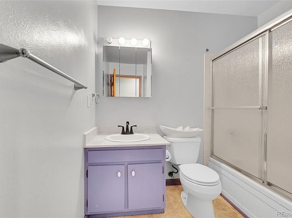 Undisclosed Address #4297415, Aurora CO 80012