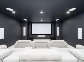 2821 E Cedar Lane Avenue 14, Denver CO 80209