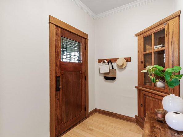 2576 Dexter Street, Denver CO 80207