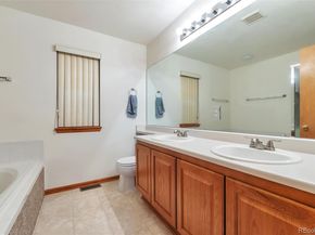 5641 S Yakima Way, Aurora CO 80015