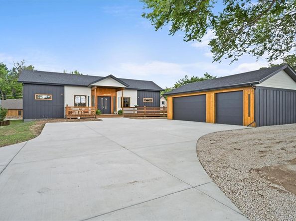 14950 W 32nd Avenue, Golden CO 80401