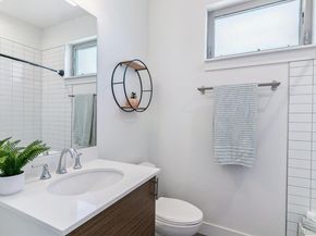 Undisclosed Address #4725905, Denver CO 80204