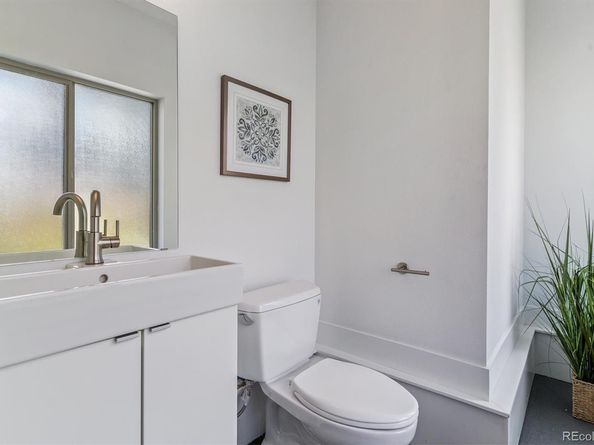 Undisclosed Address #4725905, Denver CO 80204