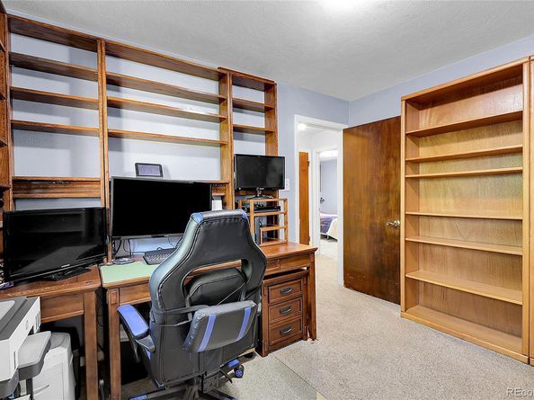 398 S Queen Circle, Lakewood CO 80226