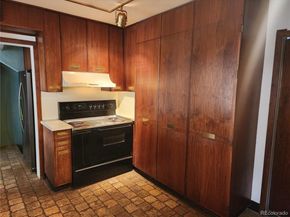 5220 E 17th Avenue Parkway, Denver CO 80220