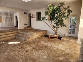 5220 E 17th Avenue Parkway, Denver CO 80220
