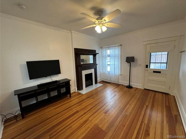 135 E Exposition Avenue, Denver CO 80209