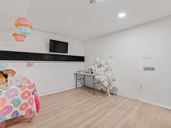 11718 E Canal Drive, Aurora CO 80011