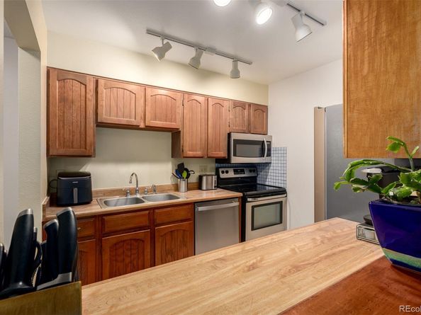 902 S Yukon Street, Lakewood CO 80226