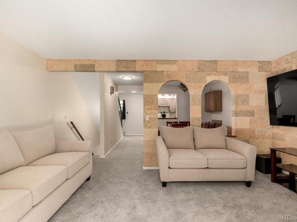 902 S Yukon Street, Lakewood CO 80226