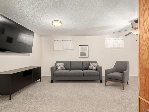 902 S Yukon Street, Lakewood CO 80226