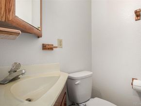 902 S Yukon Street, Lakewood CO 80226