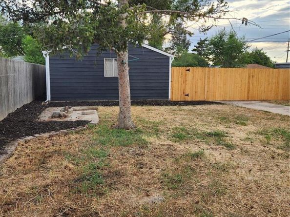 1273 Newark Street, Aurora CO 80010