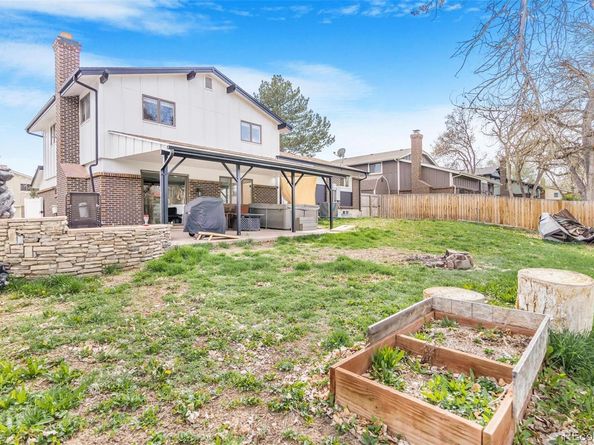 6611 W 74th Avenue, Arvada CO 80003