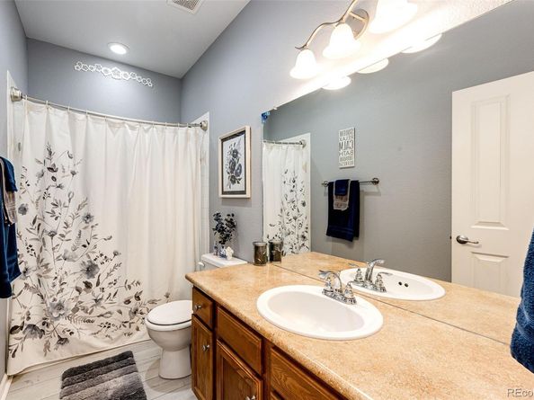 9695 W Hinsdale Place, Littleton CO 80128