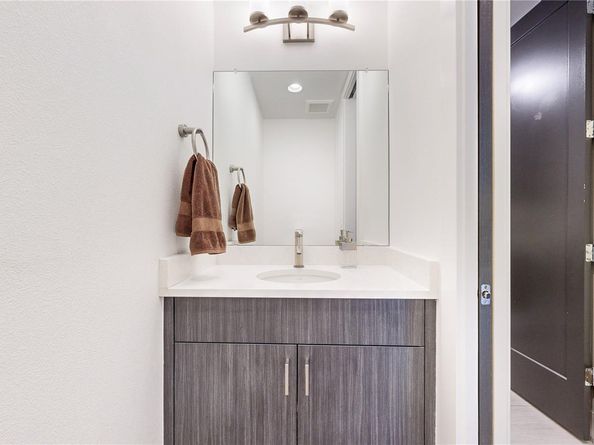 6758 E Lowry Boulevard, Denver CO 80230