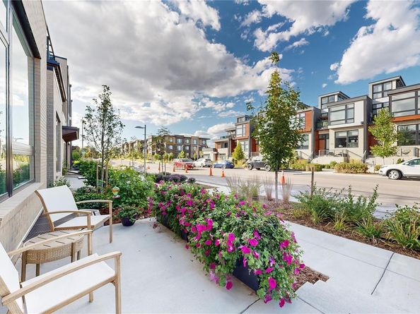 6758 E Lowry Boulevard, Denver CO 80230