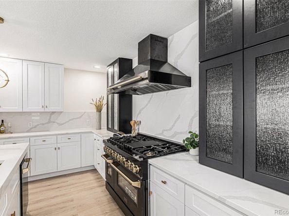 2140 Tabor Drive, Lakewood CO 80215