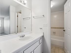 4371 S Andes Way 102, Aurora CO 80015