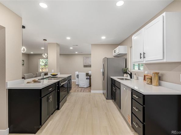 438 Oswego Street, Aurora CO 80010