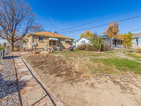 400 King Street, Denver CO 80204