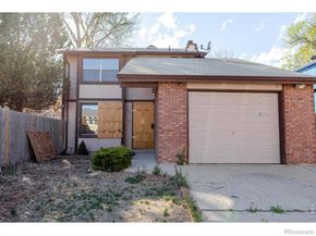 1345 Dogwood Lane, Longmont CO 80501