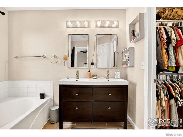 5491 S Versailles Street, Aurora CO 80015